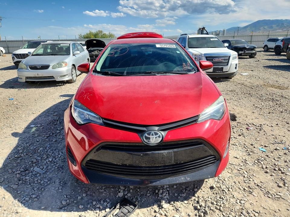 Продажа на аукционе авто 2018 Toyota Corolla, vin: 2T1BURHE2JC018430, номер лота: 55785026