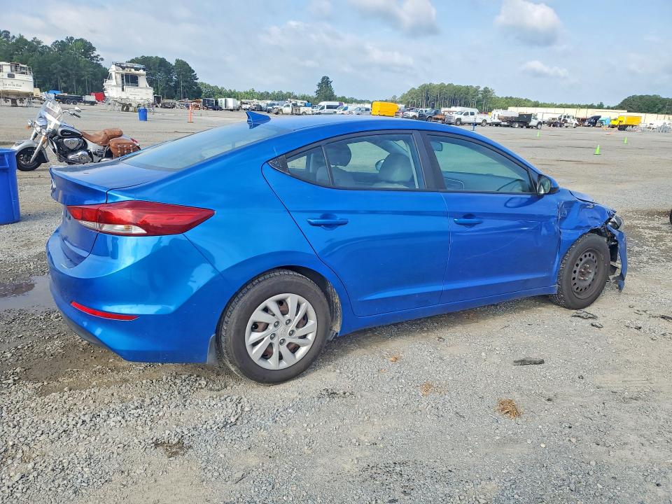 2017 Hyundai Elantra მანქანა იყიდება აუქციონზე, vin: KMHD74LF3HU074002, აუქციონის ნომერი: 56096896