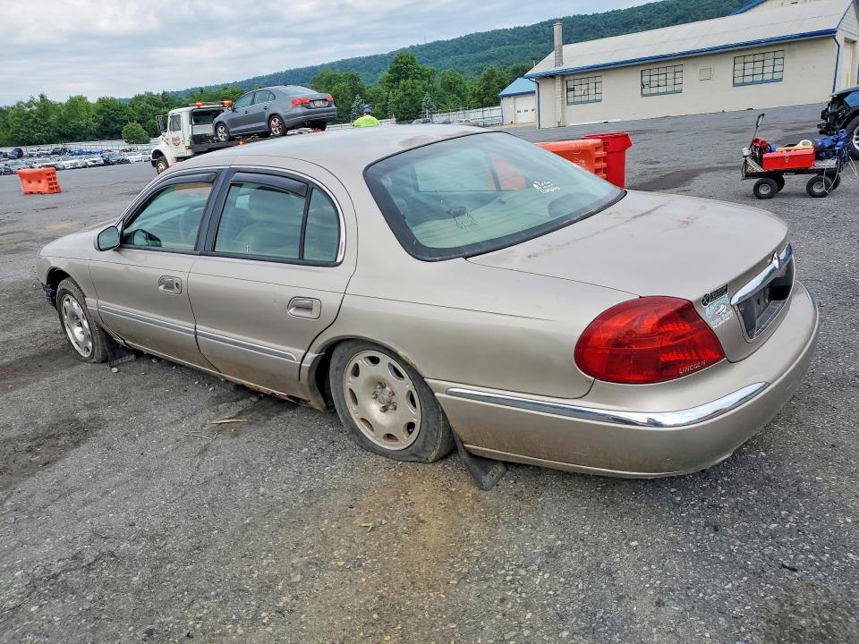 57655886 :رقم المزاد ، 1LNHM97V3XY715827 vin ، 1999 Lincoln Continental مزاد بيع