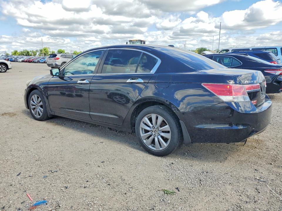 57382526 :رقم المزاد ، 1HGCP3F84BA006809 vin ، 2011 Honda Accord مزاد بيع