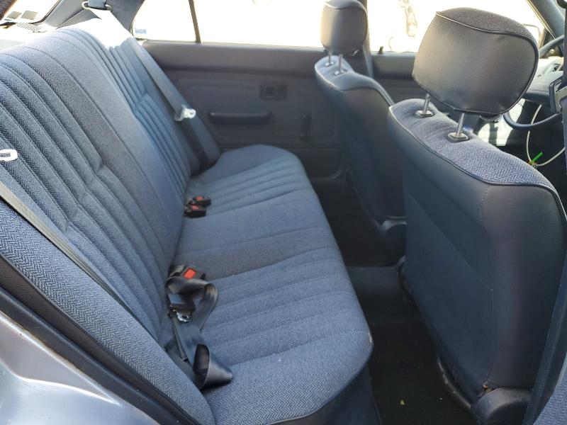 56142806 :رقم المزاد ، 1NXAE92E8KZ011693 vin ، 1989 Toyota Corolla مزاد بيع