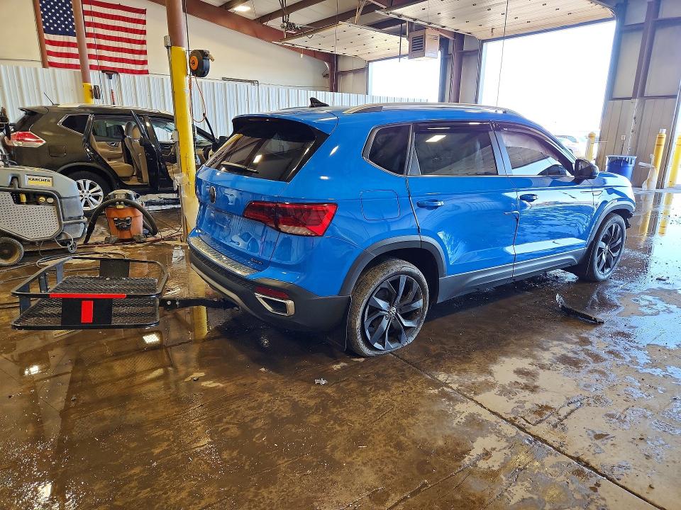 55706456 :رقم المزاد ، 3VVNX7B24PM334789 vin ، 2023 Volkswagen Taos مزاد بيع