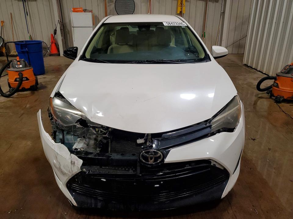 2017 Toyota Corolla მანქანა იყიდება აუქციონზე, vin: 5YFBURHE8HP695296, აუქციონის ნომერი: 58423346