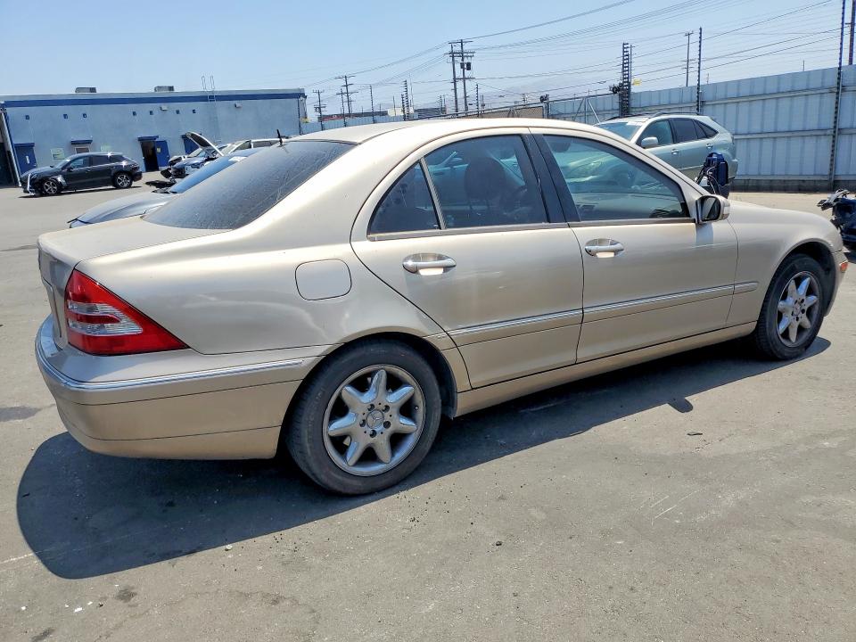 2001 Mercedes-benz C მანქანა იყიდება აუქციონზე, vin: WDBRF64J01F018412, აუქციონის ნომერი: 79810675