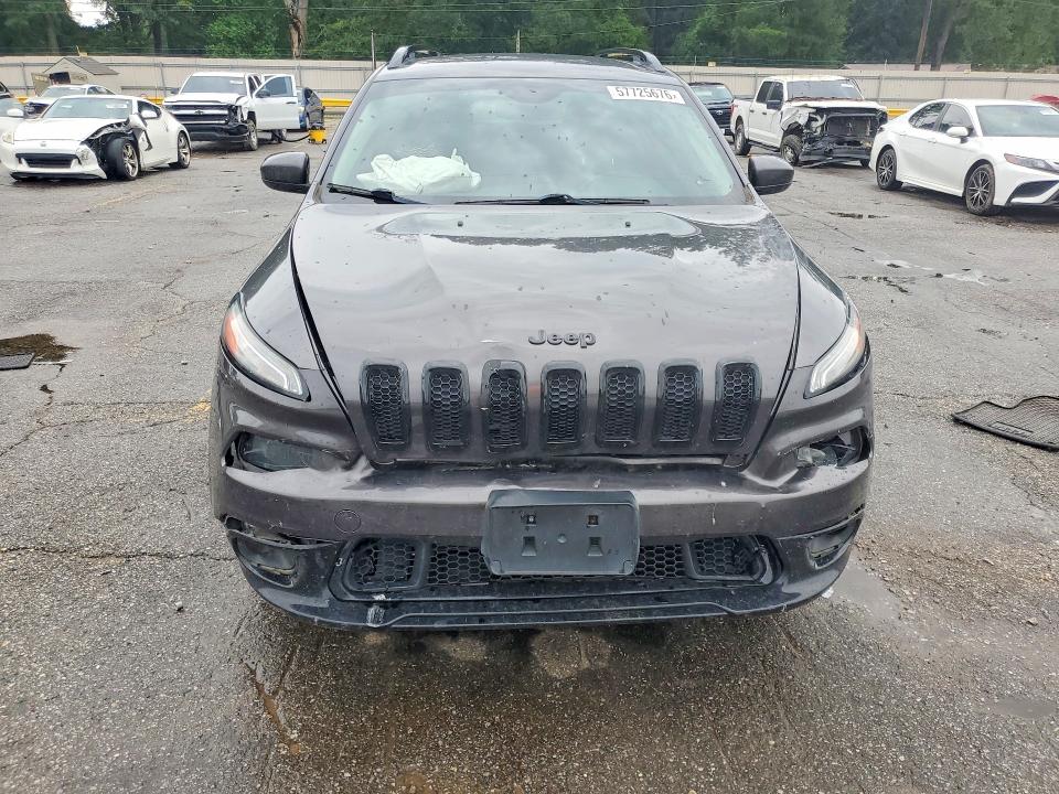 57725676 :رقم المزاد ، 1C4PJMCX9JD588678 vin ، 2018 Jeep Cherokee مزاد بيع