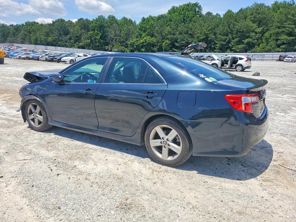 55705156 :رقم المزاد ، 4T1BF1FK2CU112443 vin ، 2012 Toyota Camry مزاد بيع
