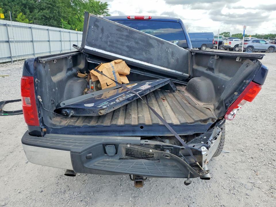 2011 Chevrolet Silverado მანქანა იყიდება აუქციონზე, vin: 1GCRKSE36BZ122537, აუქციონის ნომერი: 56824456