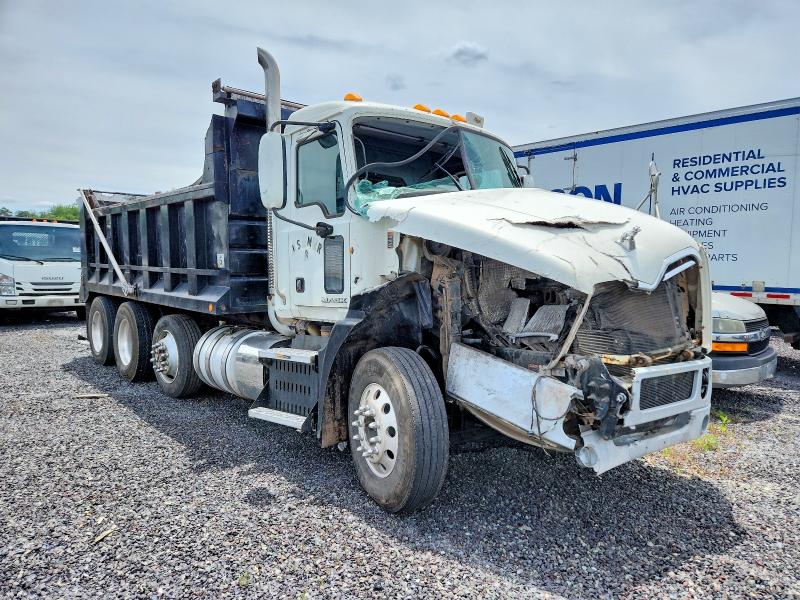 58476386 :رقم المزاد ، 1M1AW07Y5DM028101 vin ، 2013 Mack 600 مزاد بيع