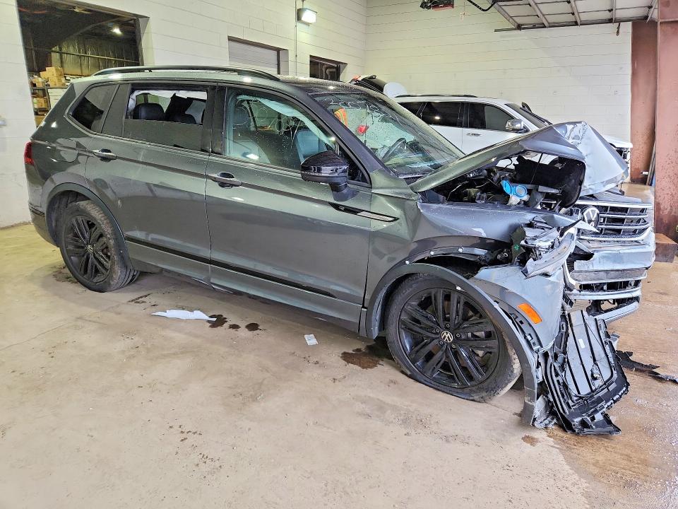 57857646 :رقم المزاد ، 3VV8B7AX9NM047969 vin ، 2022 Volkswagen Tiguan مزاد بيع