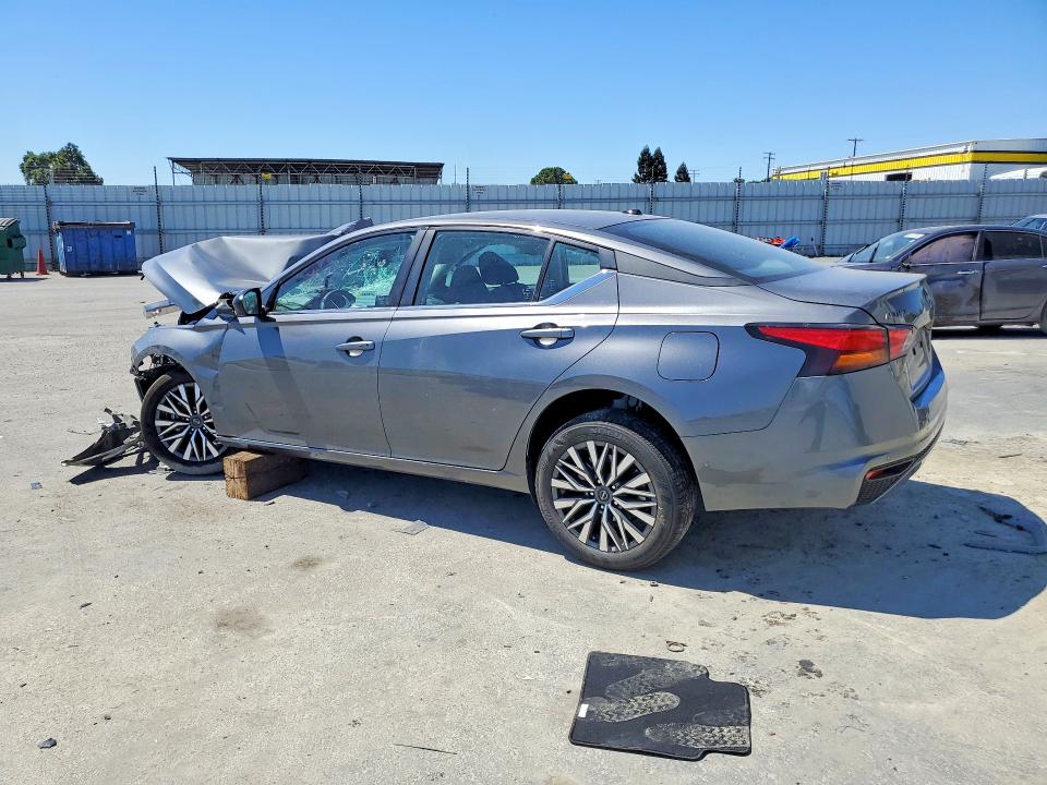 58328516 :رقم المزاد ، 1N4BL4DV3TN319046 vin ، 2026 Nissan Altima مزاد بيع