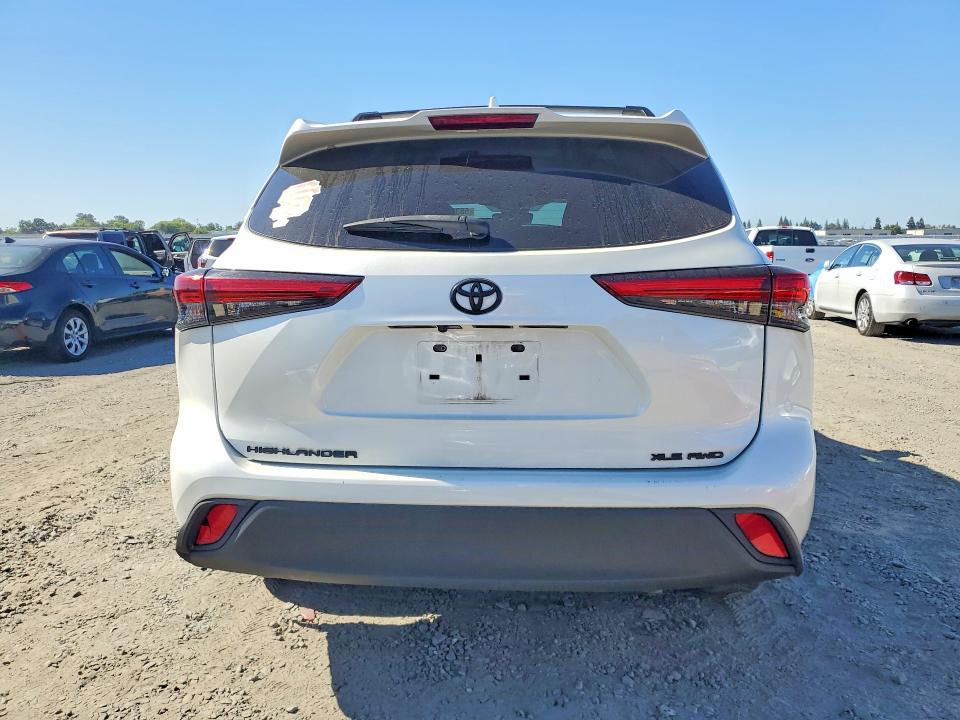 55369566 :رقم المزاد ، 5TDHZRBH4MS538011 vin ، 2021 Toyota Highlander مزاد بيع
