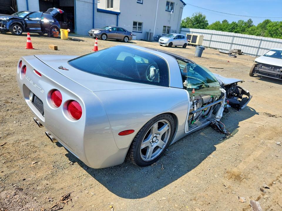 58751786 :رقم المزاد ، 1G1YY22G9X5102727 vin ، 1999 Chevrolet Corvette مزاد بيع
