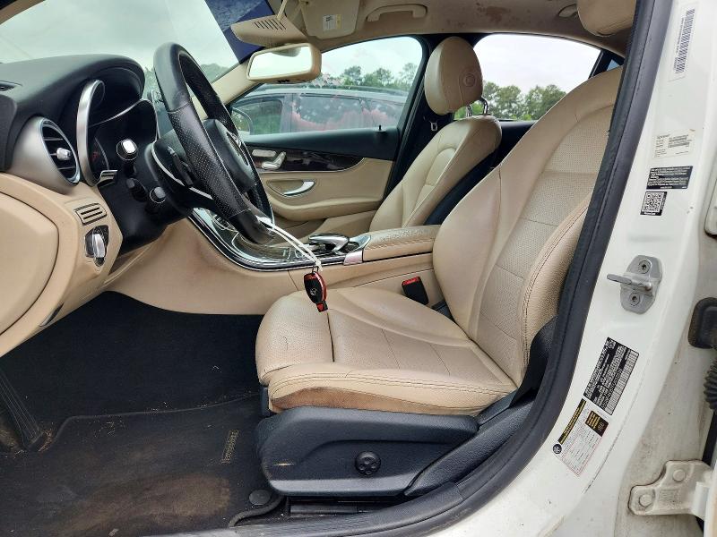 56393916 :رقم المزاد ، 55SWF4KB7FU032838 vin ، 2015 Mercedes-benz C مزاد بيع