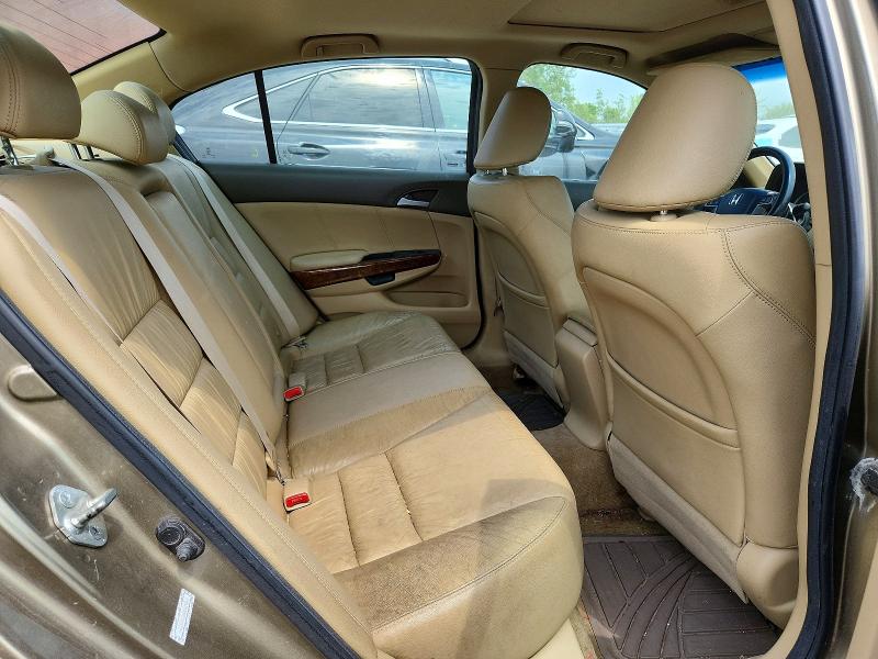56276916 :رقم المزاد ، 1HGCP2F88AA805940 vin ، 2010 Honda Accord مزاد بيع