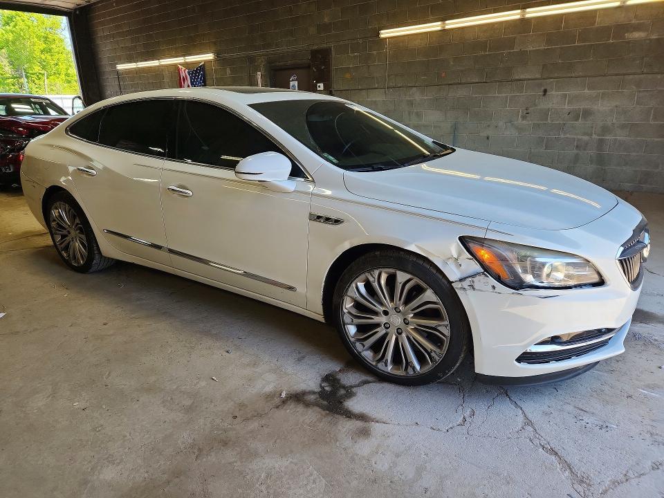 55945776 :رقم المزاد ، 1G4ZP5SS0HU186797 vin ، 2017 Buick Lacrosse مزاد بيع