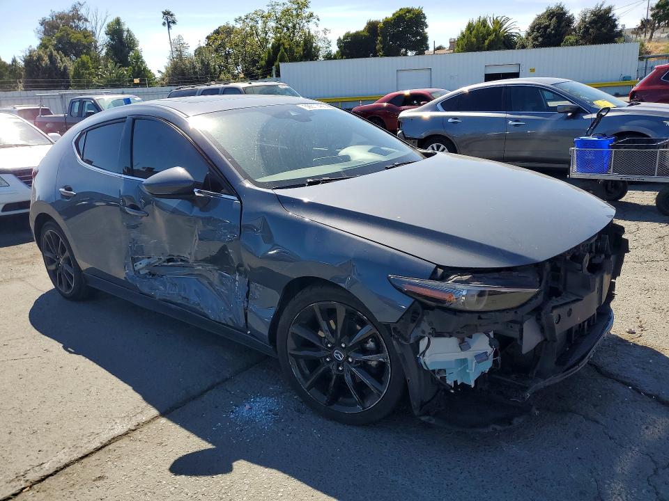Продажа на аукционе авто 2019 Mazda 3, vin: JM1BPBNM4K1138942, номер лота: 59011466