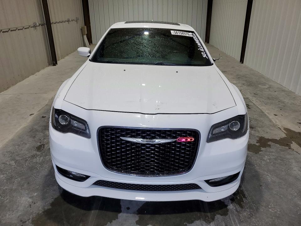 Продаж на аукціоні авто 2018 Chrysler 300, vin: 2C3CCABT0JH152668, номер лоту: 58158976