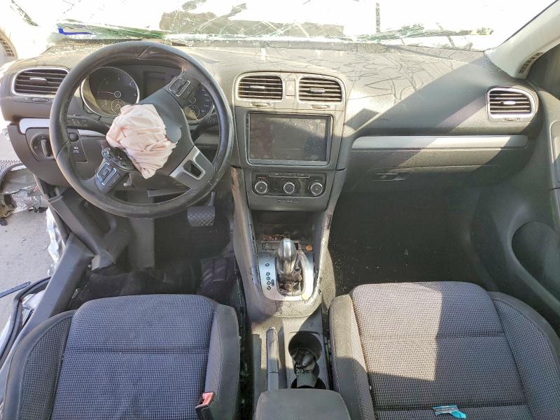 58905806 :رقم المزاد ، WVWDM7AJ8BW202753 vin ، 2011 Volkswagen Golf مزاد بيع
