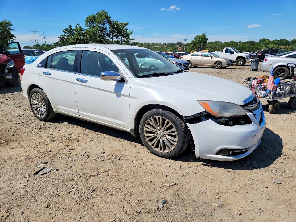 2013 Chrysler 200 მანქანა იყიდება აუქციონზე, vin: 1C3CCBCG4DN503990, აუქციონის ნომერი: 57220546