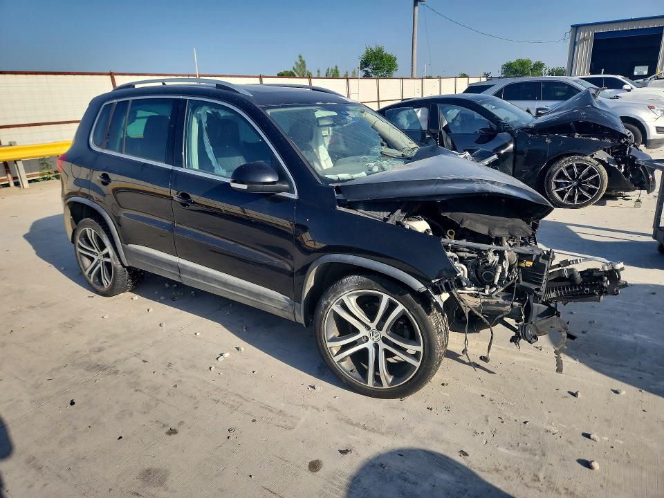 Продажа на аукционе авто 2017 Volkswagen Tiguan, vin: WVGVV7AX7HW512922, номер лота: 58529166