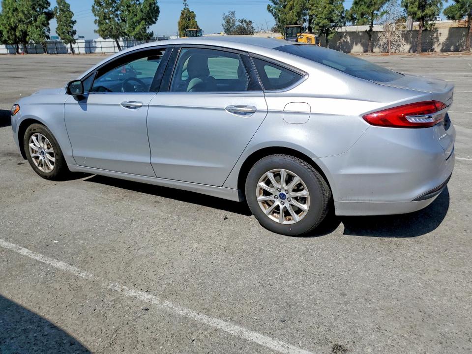 57165676 :رقم المزاد ، 3FA6P0G76HR294000 vin ، 2017 Ford Fusion مزاد بيع