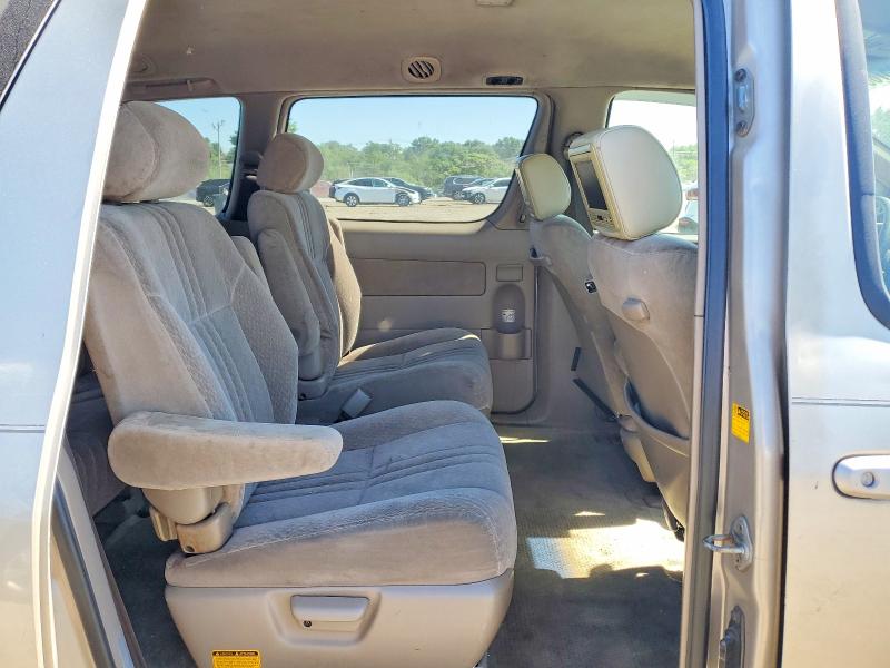 55785116 :رقم المزاد ، 4T3ZF19C62U506357 vin ، 2002 Toyota Sienna مزاد بيع