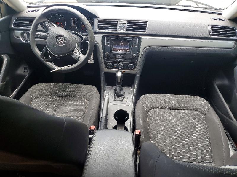 56468806 :رقم المزاد ، 1VWAT7A35HC053149 vin ، 2017 Volkswagen Passat مزاد بيع