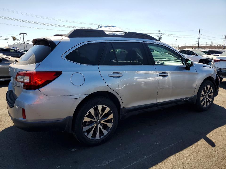 2015 Subaru Outback მანქანა იყიდება აუქციონზე, vin: 4S4BSBNC4F3245825, აუქციონის ნომერი: 58849316