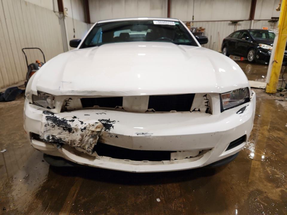 56960226 :رقم المزاد ، 1ZVBP8EM7C5287162 vin ، 2012 Ford Mustang مزاد بيع