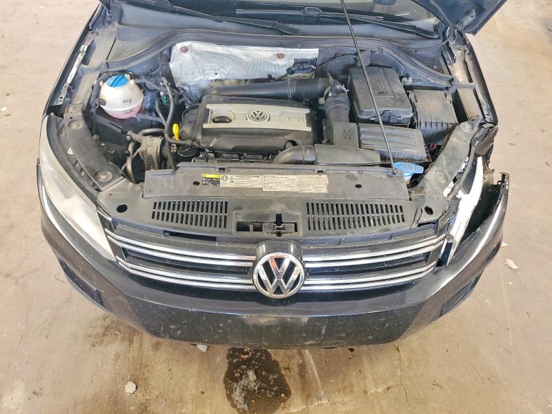 58917686 :رقم المزاد ، WVGBV7AXXGW589477 vin ، 2016 Volkswagen Tiguan مزاد بيع