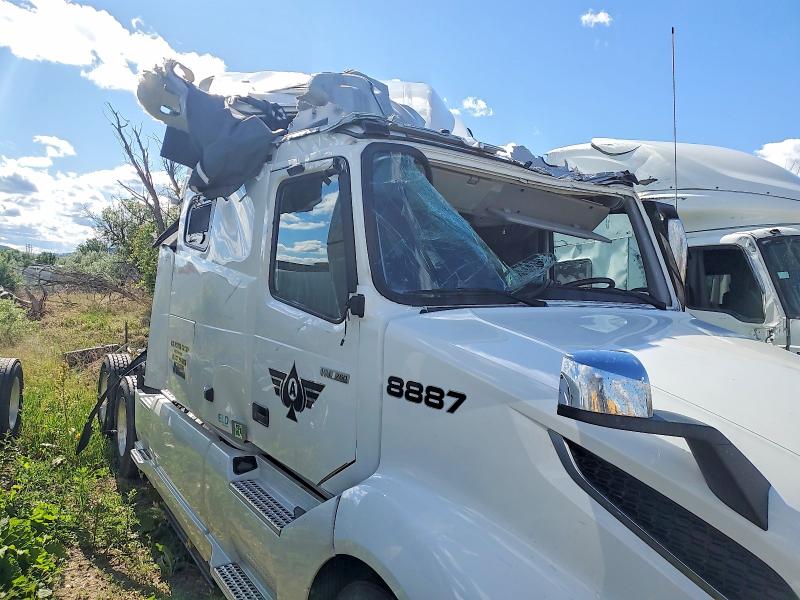 56274516 :رقم المزاد ، 4V4NC9EH7SN684085 vin ، 2025 Volvo Vnl مزاد بيع