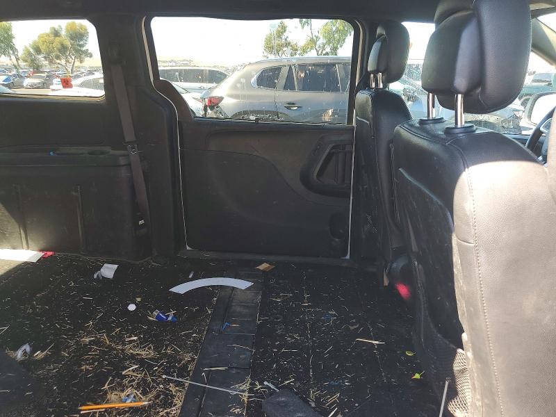 57369376 :رقم المزاد ، 2C4RDGEG4JR342925 vin ، 2018 Dodge Grand Caravan مزاد بيع