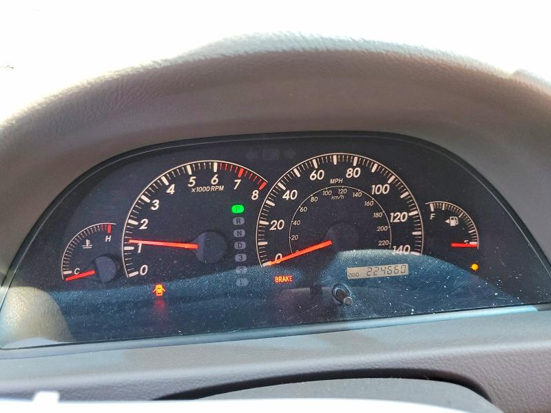 55967776 :رقم المزاد ، 4T1BE30KX5U964145 vin ، 2005 Toyota Camry مزاد بيع