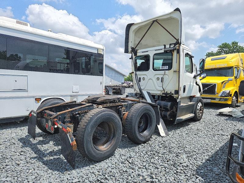 2020 Freightliner Cascadia 126 მანქანა იყიდება აუქციონზე, vin: 3AKJHLDV3LSLF0836, აუქციონის ნომერი: 49840126