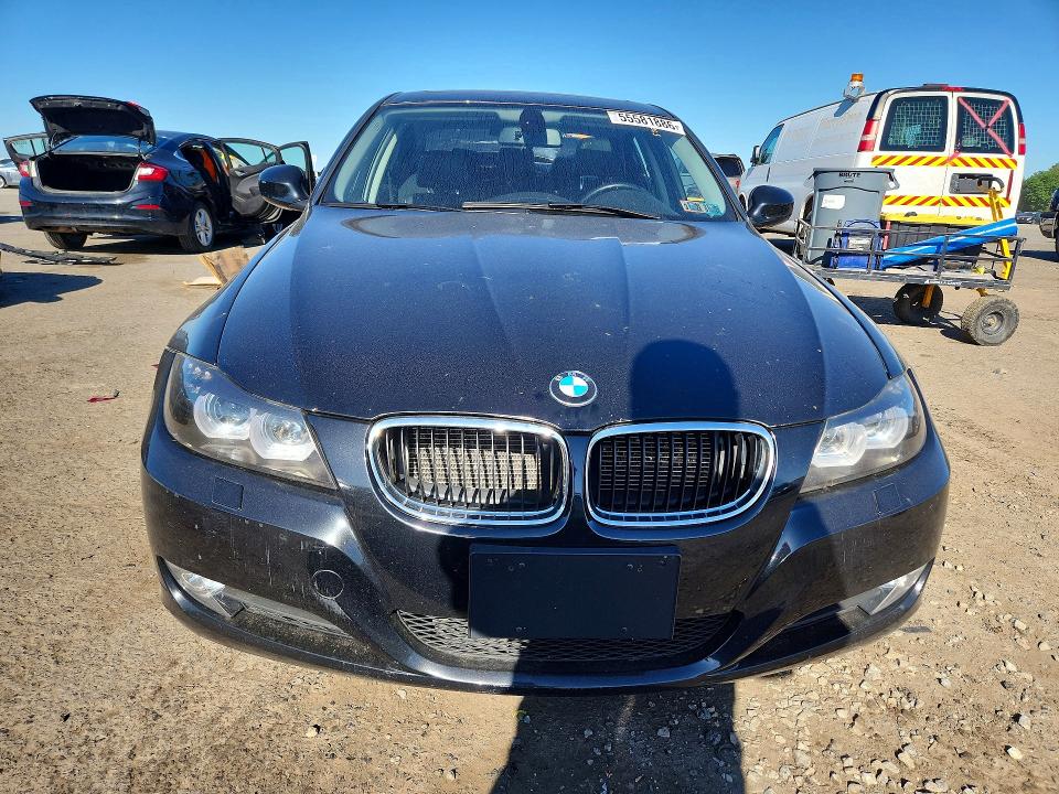 55581886 :رقم المزاد ، WBAPK5G56BNN80896 vin ، 2011 Bmw 328 مزاد بيع