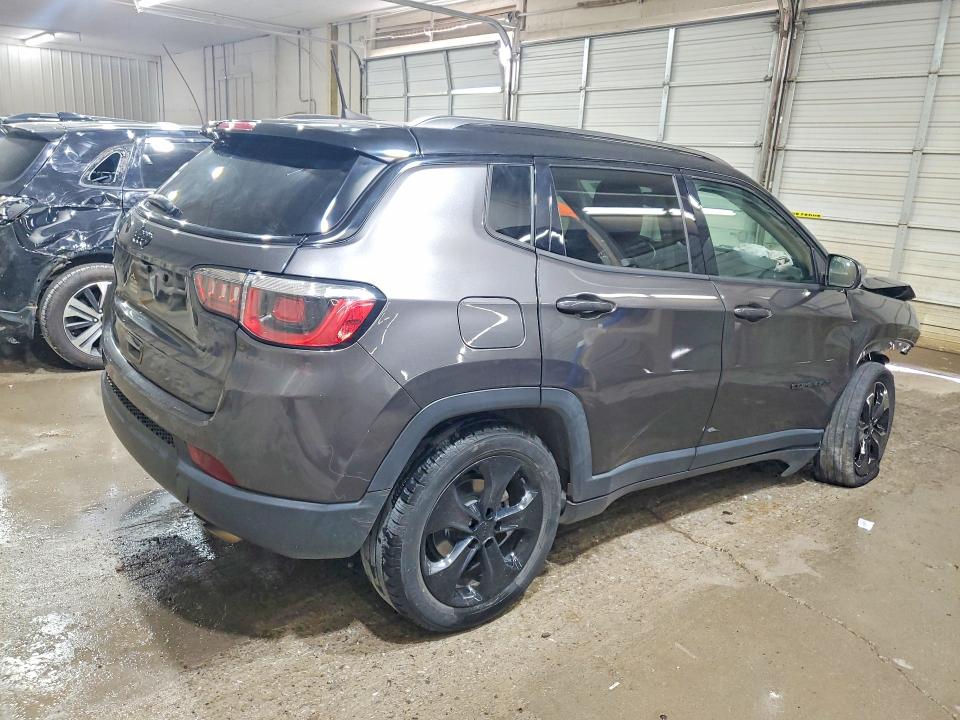 2020 Jeep Compass მანქანა იყიდება აუქციონზე, vin: 3C4NJCBB4LT122810, აუქციონის ნომერი: 57651406