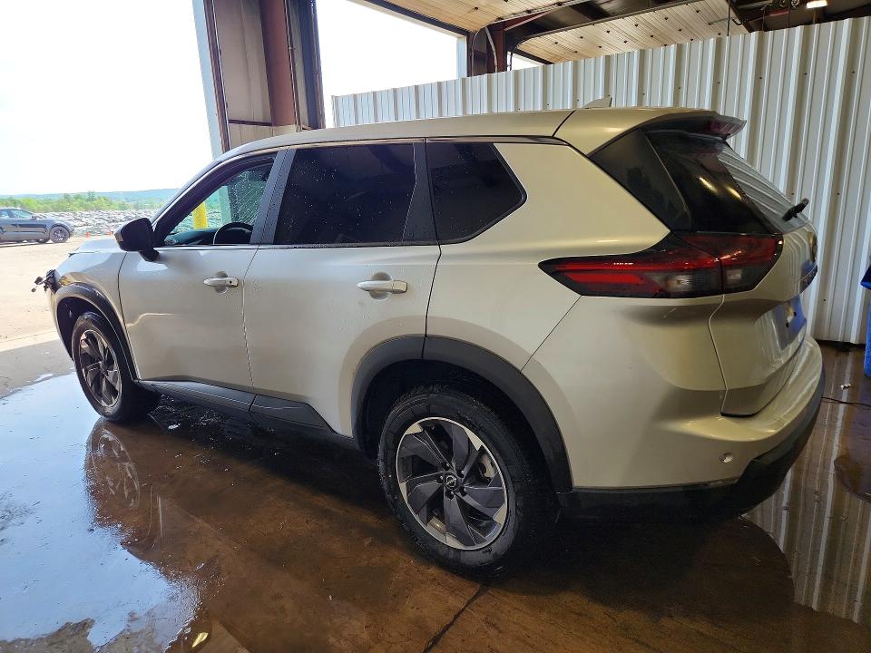 56268066 :رقم المزاد ، 5N1BT3BA3SC807617 vin ، 2025 Nissan Rogue مزاد بيع