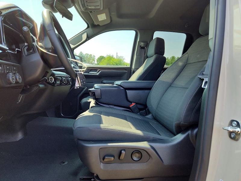 Продажа на аукционе авто 2026 Chevrolet Silverado, vin: 1GCRKWEKXTZ286910, номер лота: 59110536