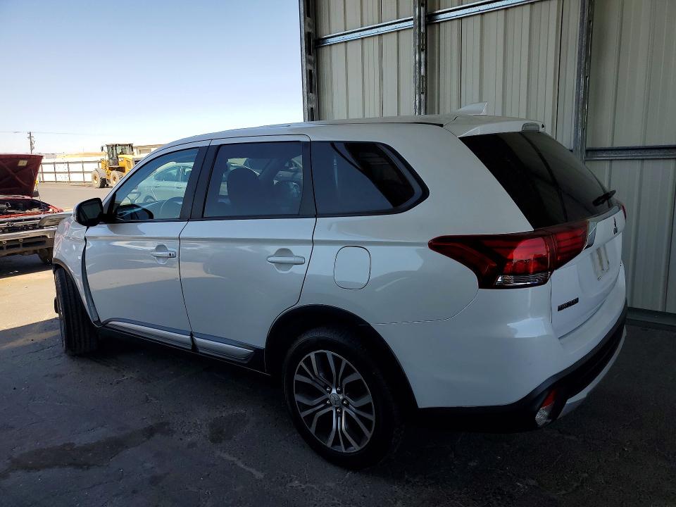 Продаж на аукціоні авто 2018 Mitsubishi Outlander, vin: JA4AZ3A37JZ042998, номер лоту: 58785876