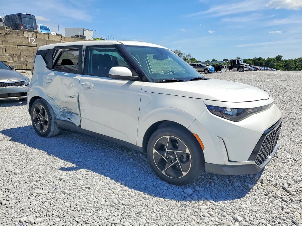 2023 Kia Soul მანქანა იყიდება აუქციონზე, vin: KNDJ33AU9P7871835, აუქციონის ნომერი: 56109826