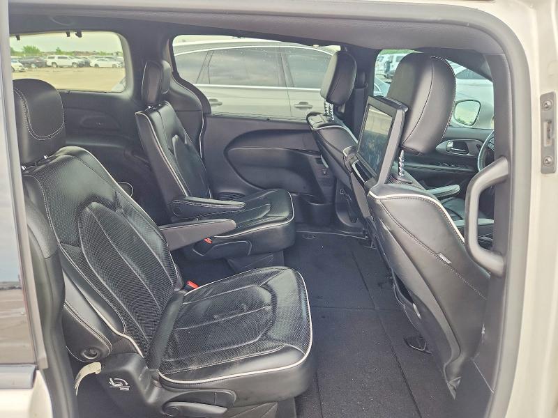 Продаж на аукціоні авто 2019 Chrysler Pacifica, vin: 2C4RC1GGXKR638952, номер лоту: 58255836