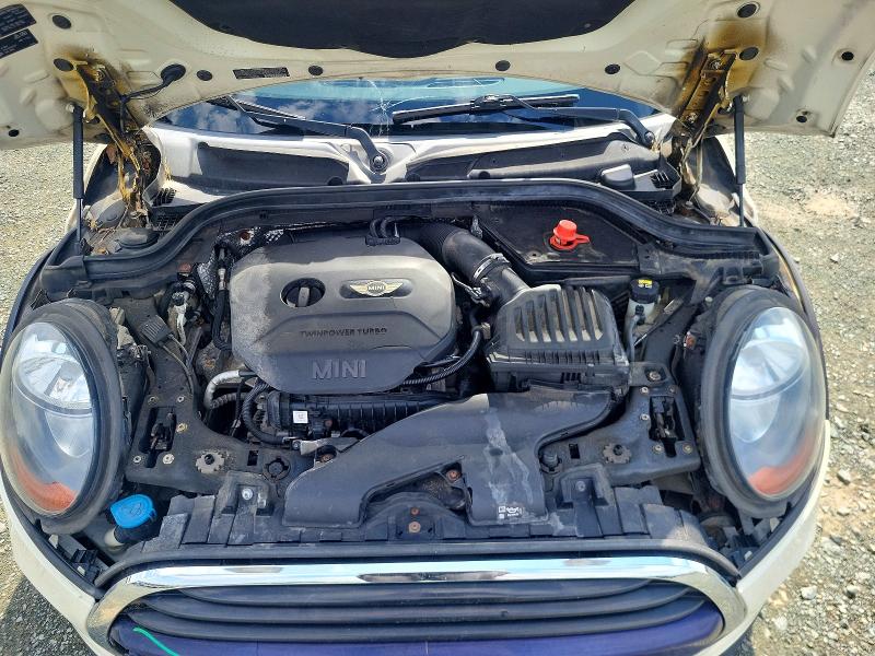 56026336 :رقم المزاد ، WMWXP5C59G3B76049 vin ، 2016 Mini Cooper مزاد بيع