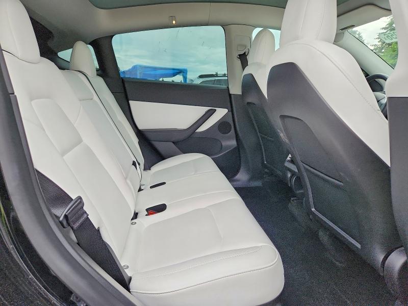 Auction sale of the 2022 Tesla Model  Y, vin: 7SAYGDEE7NF393839, lot number: 56511956