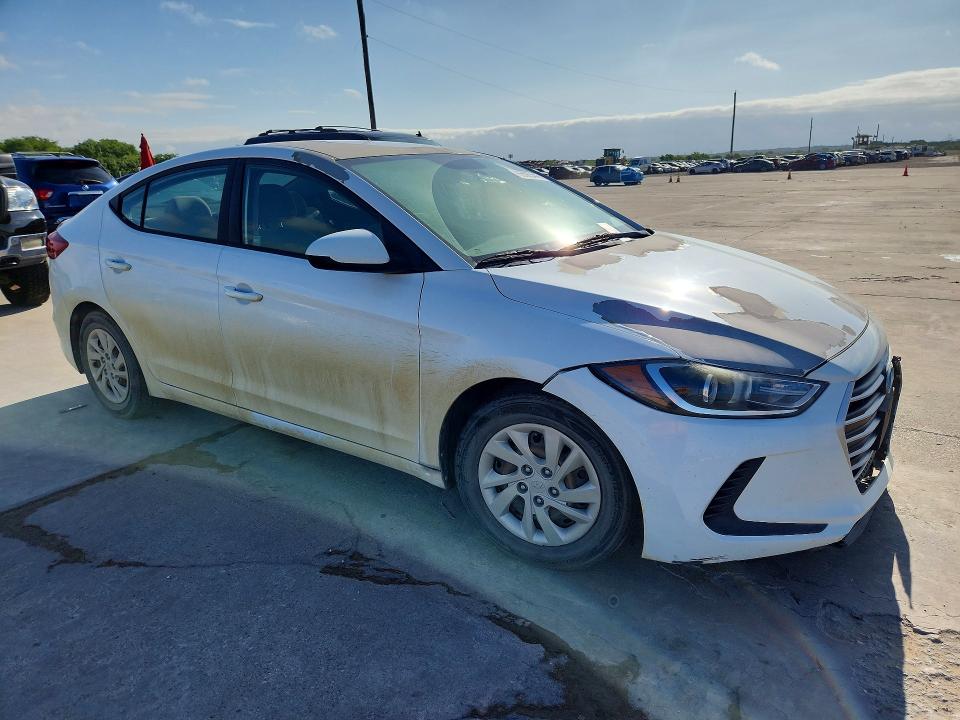 2017 Hyundai Elantra მანქანა იყიდება აუქციონზე, vin: 5NPD74LFXHH177447, აუქციონის ნომერი: 56583446