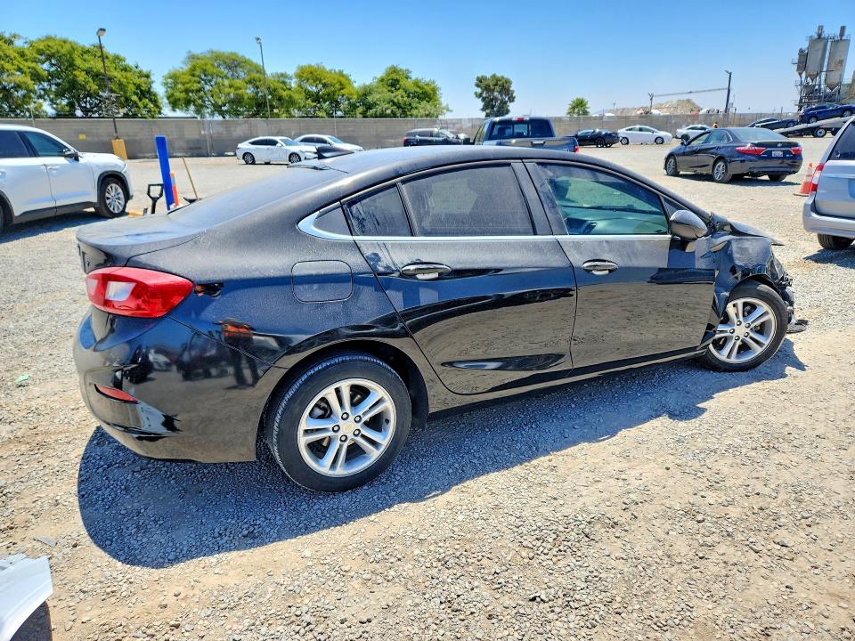 Продажа на аукционе авто 2017 Chevrolet Cruze, vin: 1G1BE5SM1H7242332, номер лота: 58648226
