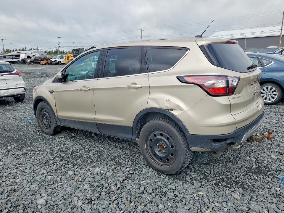 57818076 :رقم المزاد ، 1FMCU9G94HUB10558 vin ، 2017 Ford Escape مزاد بيع