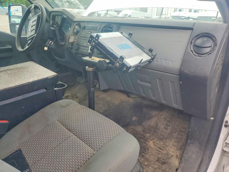 58224966 :رقم المزاد ، 1FDUF4GY4DEB63080 vin ، 2013 Ford F450 مزاد بيع