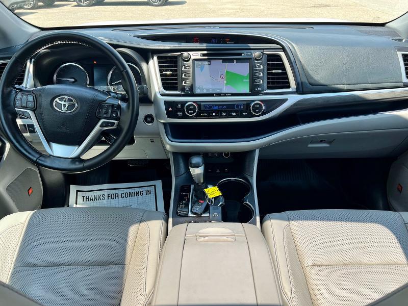 58083736 :رقم المزاد ، 5TDDZRFH2JS908604 vin ، 2018 Toyota Highlander مزاد بيع