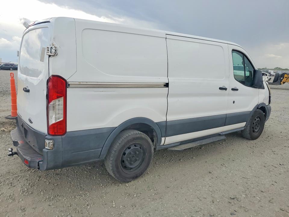 2015 Ford Transit მანქანა იყიდება აუქციონზე, vin: 1FTNE1YMXFKB14234, აუქციონის ნომერი: 56526056