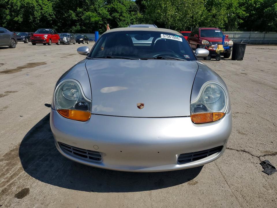 57561006 :رقم المزاد ، WP0CA29892U624423 vin ، 2002 Porsche Boxster مزاد بيع